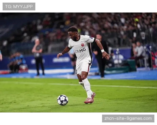 瓦伦西亚0-0闷平阿拉维斯，双方合计仅一次射正